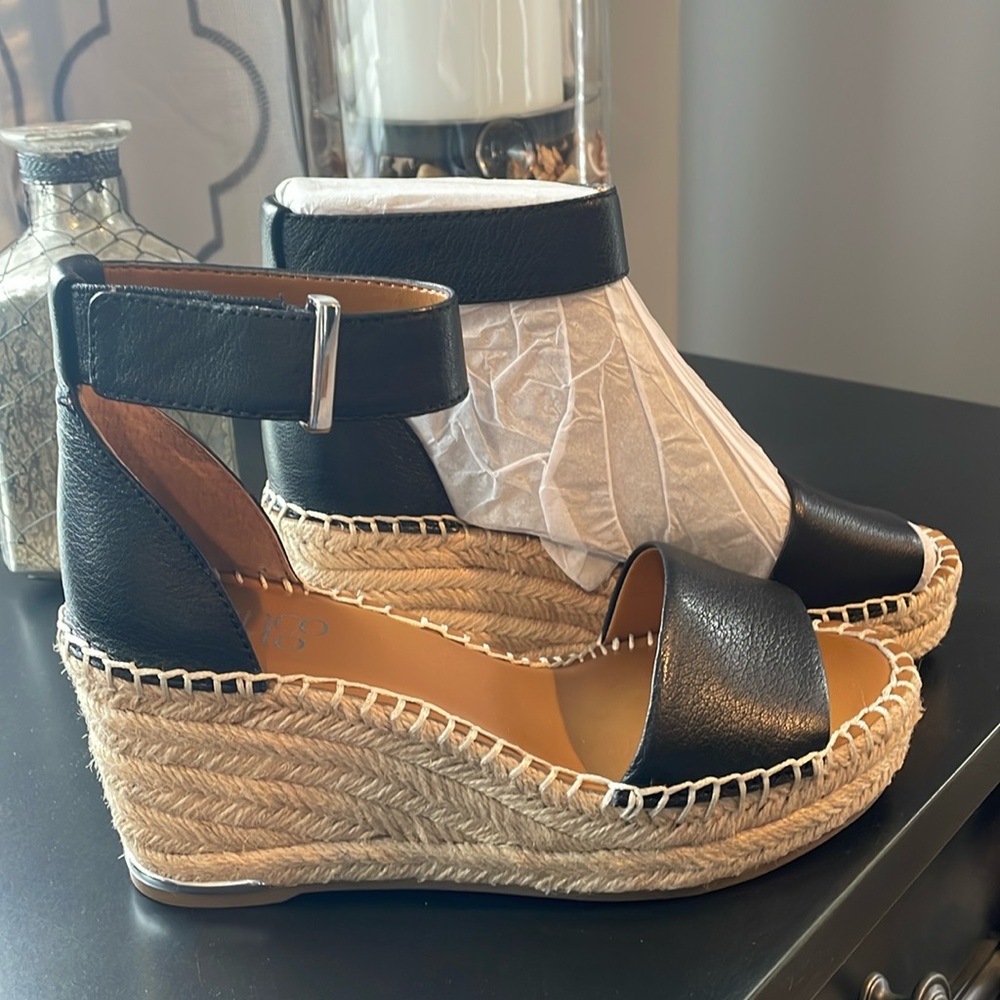 Franco Sarto women black Clemens Jute. Wrapped Espadrille brand new